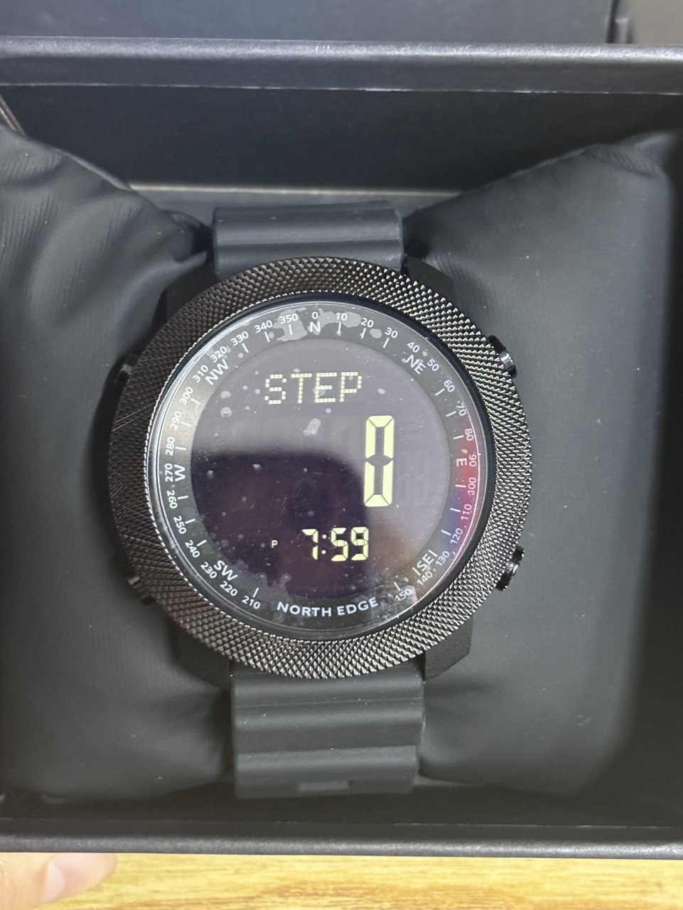 Men Digital Watch NORTH EDGE D - đánh giá và giá Compass Watch Luxury