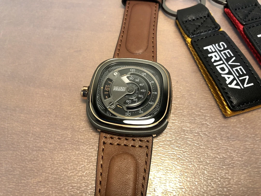 SEVEN FRIDAY watch M2B/01 men  - đánh giá và giá Luxury Watch Low Price