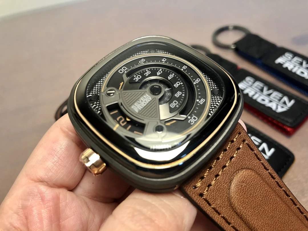 SEVEN FRIDAY watch M2B/01 men  - đánh giá và giá Luxury Watch Low Price